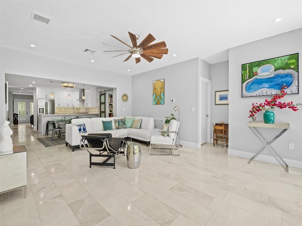 Fort Lauderdale, Florida, 33301, United States, 3 Bedrooms Bedrooms, ,4 BathroomsBathrooms,Residential,Forsale,1951893