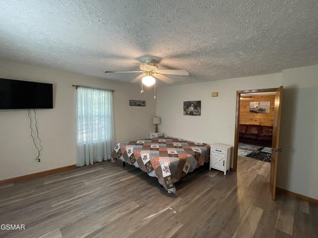 Sevierville, Tennessee, 37876, United States, 3 Bedrooms Bedrooms, ,3 BathroomsBathrooms,Residential,Forsale,1960231