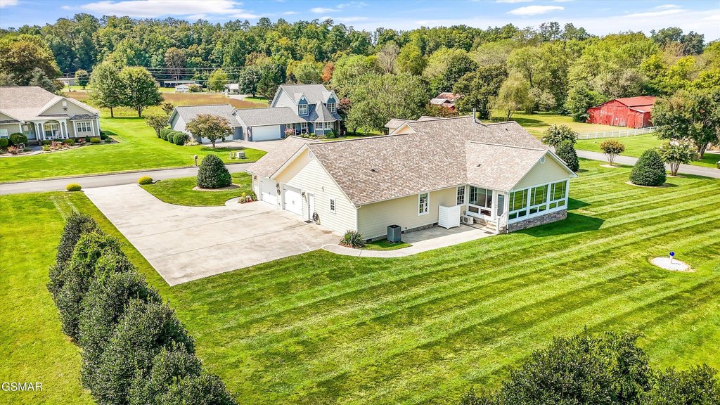 Sevierville, Tennessee, 37862, United States, 3 Bedrooms Bedrooms, ,2 BathroomsBathrooms,Residential,Forsale,1962011