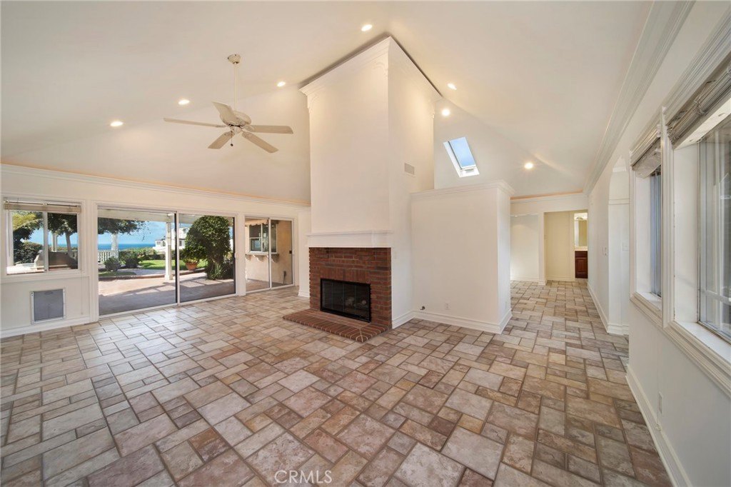 Dana Point, California, 92629, United States, 3 Bedrooms Bedrooms, ,2 BathroomsBathrooms,Residential,Forsale,1986020