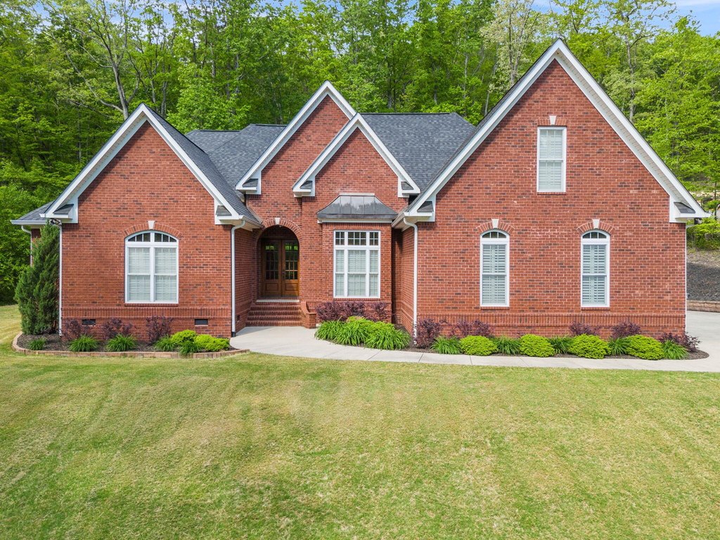 Chattanooga, Tennessee, 37419, United States, 4 Bedrooms Bedrooms, ,2.5 BathroomsBathrooms,Residential,Forsale,1894413