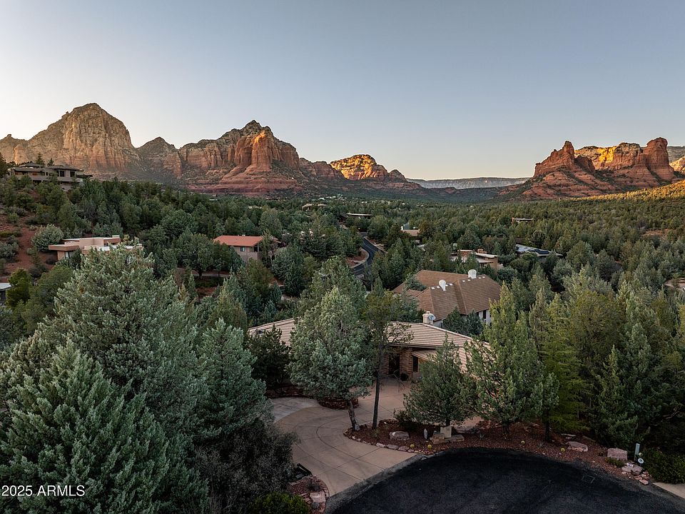 Sedona, Arizona, 86336, United States, 3 Bedrooms Bedrooms, ,4 BathroomsBathrooms,Residential,Forsale,1985624