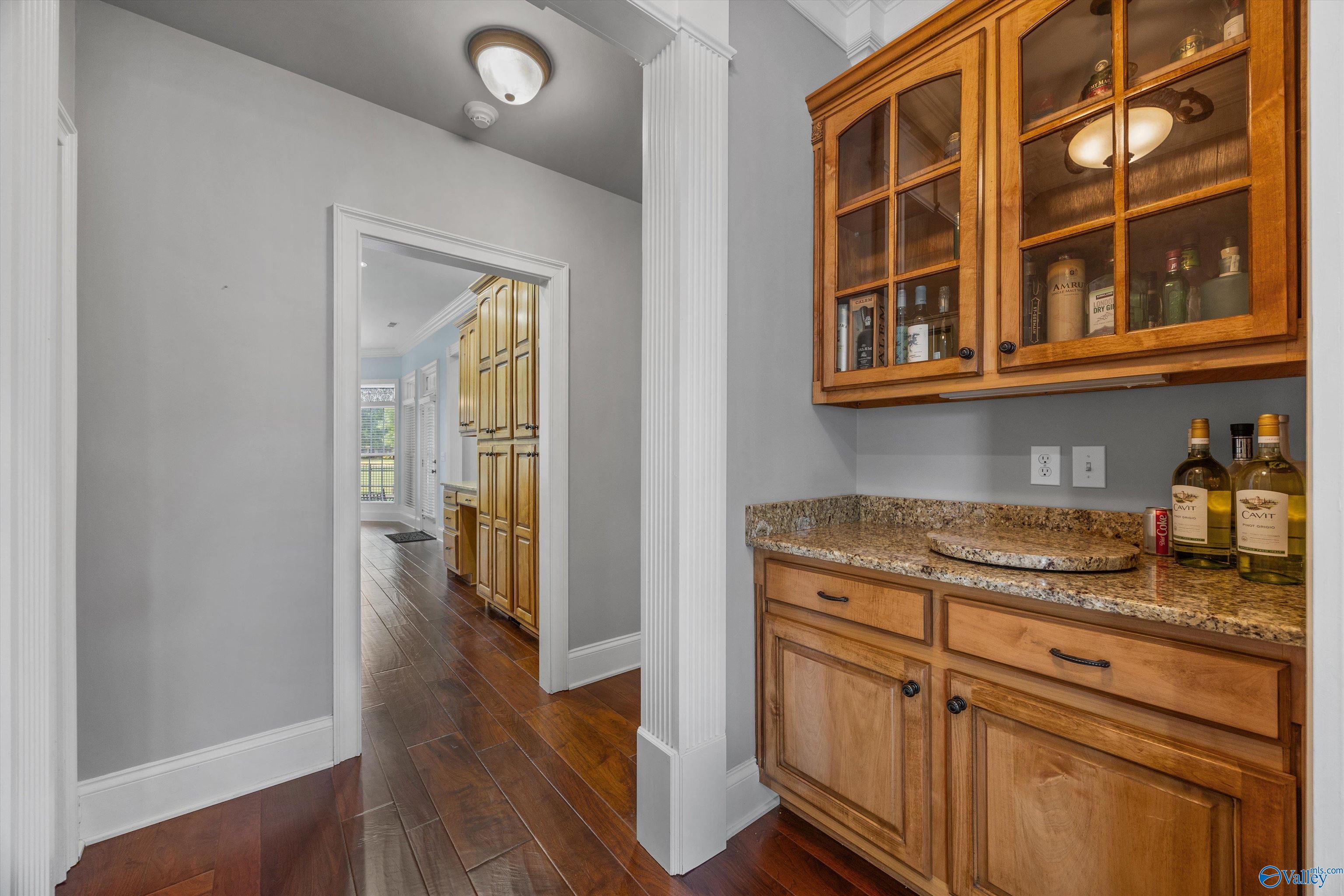 Owens Cross Roads, Alabama, 35763, United States, 5 Bedrooms Bedrooms, ,3.5 BathroomsBathrooms,Residential,Forsale,2007714