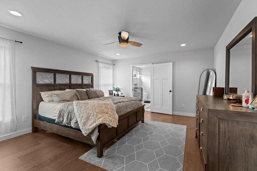 Jefferson City, Tennessee, 37760, United States, 3 Bedrooms Bedrooms, ,2.5 BathroomsBathrooms,Residential,Forsale,1962204