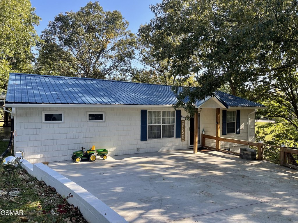 Sevierville, Tennessee, 37876, United States, 3 Bedrooms Bedrooms, ,3 BathroomsBathrooms,Residential,Forsale,1960231