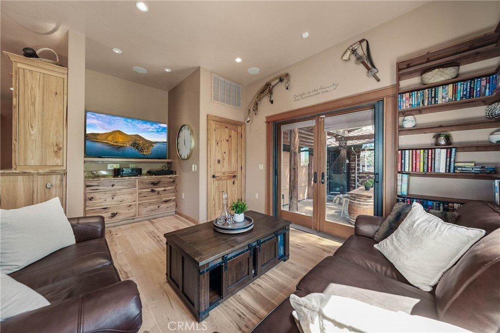 Clearlake, California, 95422, United States, 3 Bedrooms Bedrooms, ,2.5 BathroomsBathrooms,Residential,Forsale,1953139