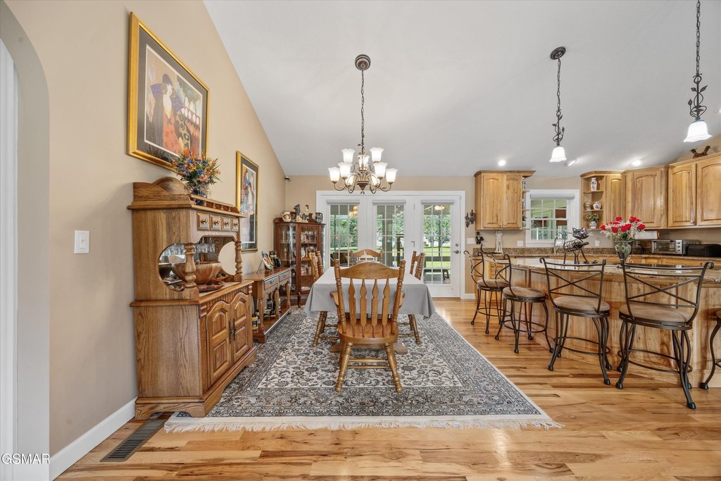 Sevierville, Tennessee, 37862, United States, 3 Bedrooms Bedrooms, ,2 BathroomsBathrooms,Residential,Forsale,1962011