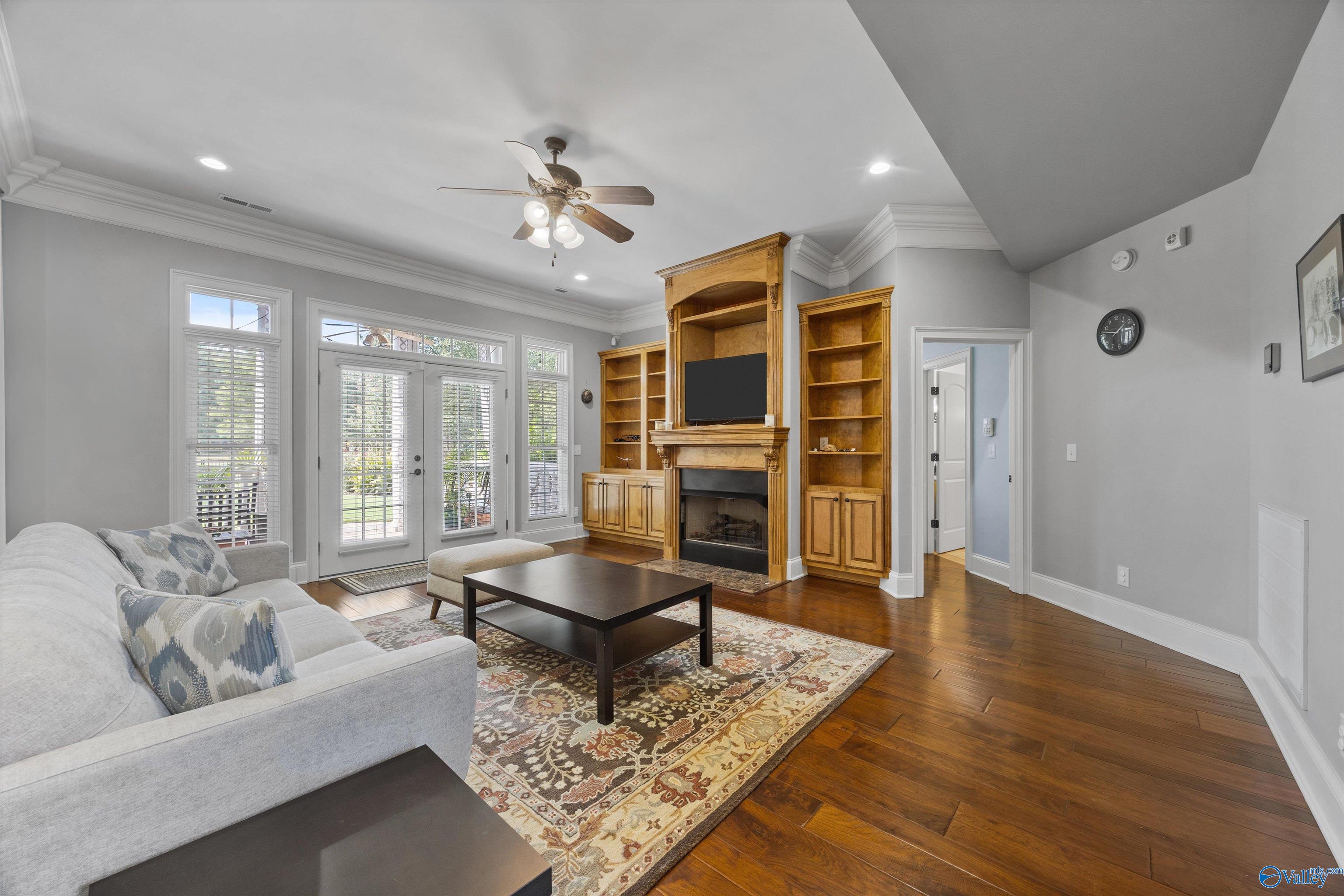 Owens Cross Roads, Alabama, 35763, United States, 5 Bedrooms Bedrooms, ,3.5 BathroomsBathrooms,Residential,Forsale,2007714