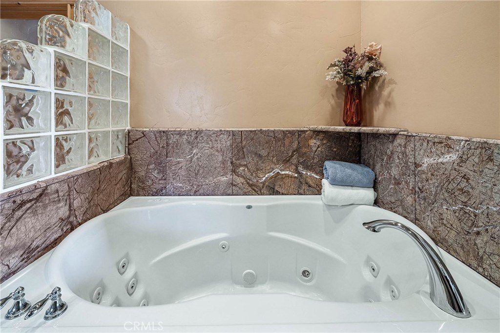 Clearlake, California, 95422, United States, 3 Bedrooms Bedrooms, ,2.5 BathroomsBathrooms,Residential,Forsale,1953139