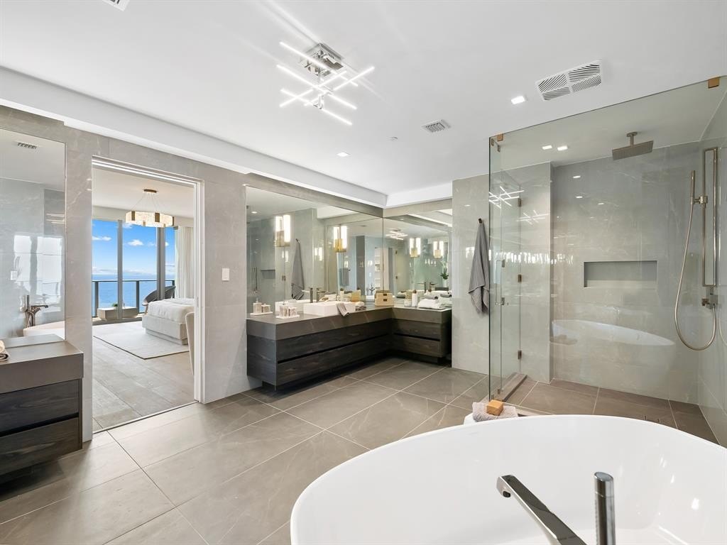 Pompano Beach, Florida, 33062, United States, 4 Bedrooms Bedrooms, ,4.5 BathroomsBathrooms,Residential,Forsale,1951892