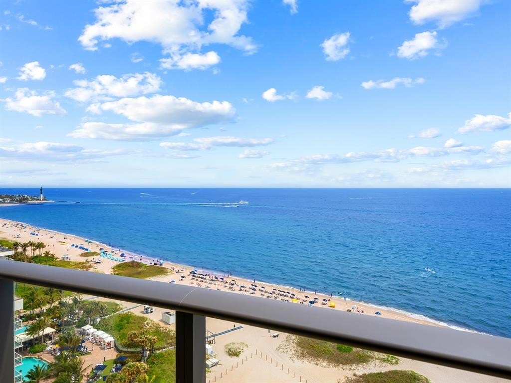 Pompano Beach, Florida, 33062, United States, 4 Bedrooms Bedrooms, ,4.5 BathroomsBathrooms,Residential,Forsale,1951892