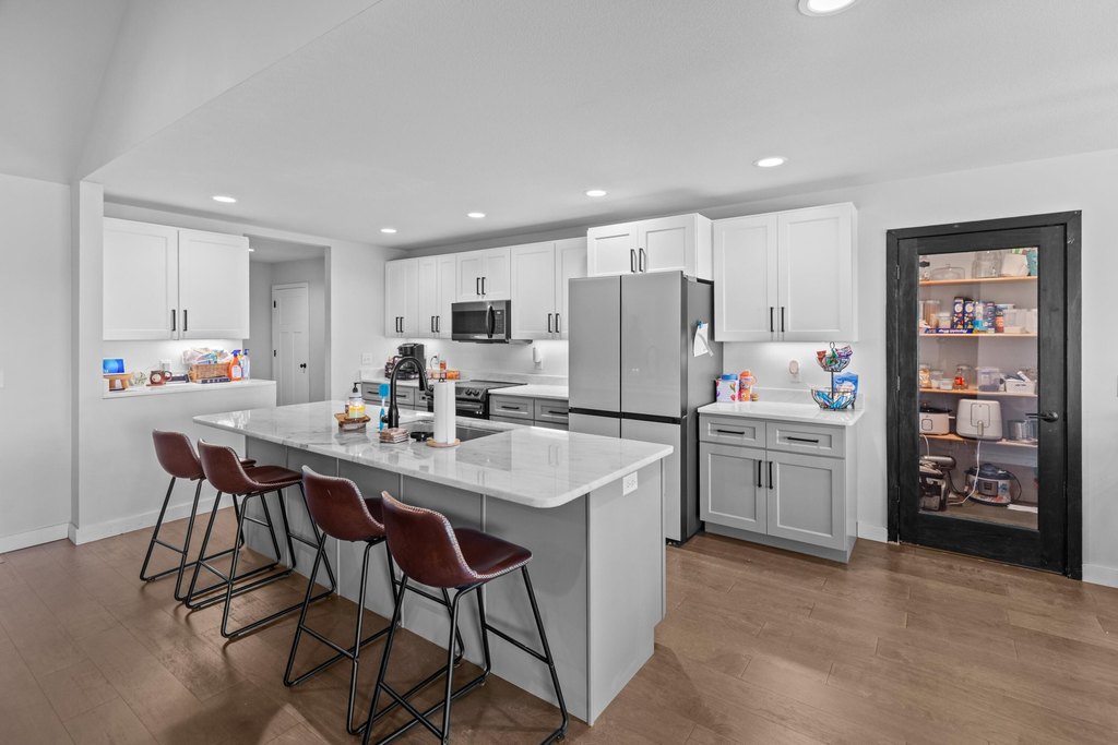 Jefferson City, Tennessee, 37760, United States, 3 Bedrooms Bedrooms, ,2.5 BathroomsBathrooms,Residential,Forsale,1962204