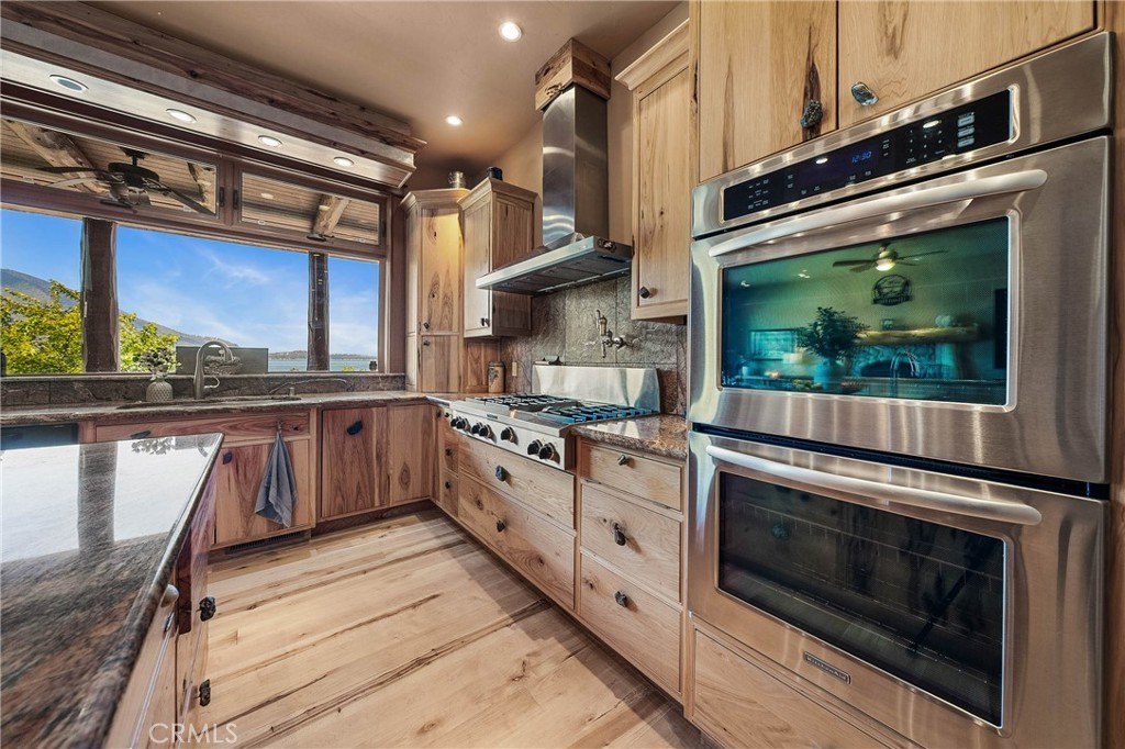 Clearlake, California, 95422, United States, 3 Bedrooms Bedrooms, ,2.5 BathroomsBathrooms,Residential,Forsale,1953139