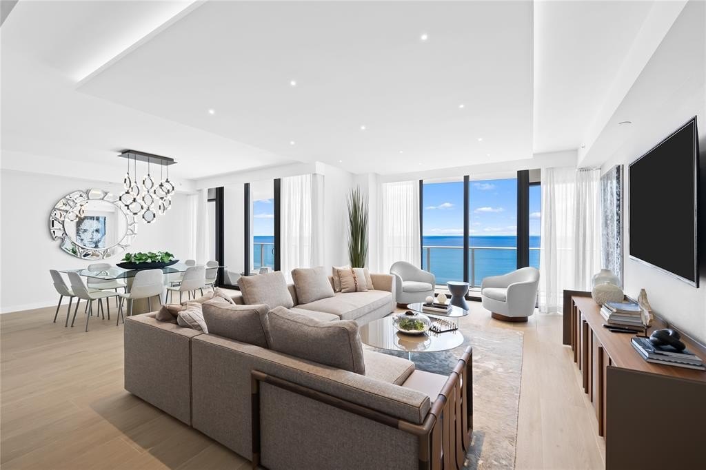 Pompano Beach, Florida, 33062, United States, 4 Bedrooms Bedrooms, ,4.5 BathroomsBathrooms,Residential,Forsale,1951892