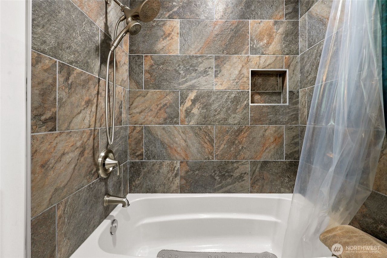 Granite Falls, Washington, 98252, United States, 1 Bedroom Bedrooms, ,0.5 BathroomBathrooms,Residential,Forsale,1946007