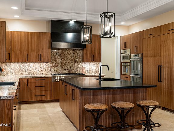 Sedona, Arizona, 86336, United States, 6 Bedrooms Bedrooms, ,7 BathroomsBathrooms,Residential,Forsale,1946084