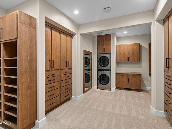 Sedona, Arizona, 86336, United States, 6 Bedrooms Bedrooms, ,7 BathroomsBathrooms,Residential,Forsale,1946084