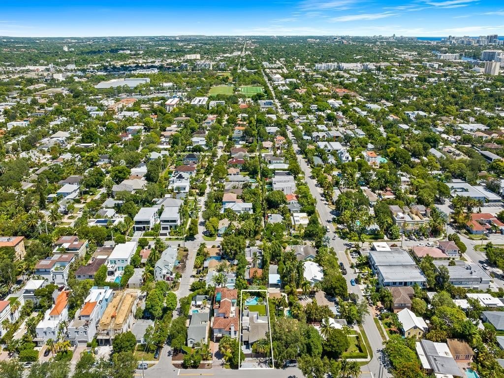 Fort Lauderdale, Florida, 33301, United States, 3 Bedrooms Bedrooms, ,4 BathroomsBathrooms,Residential,Forsale,1951893