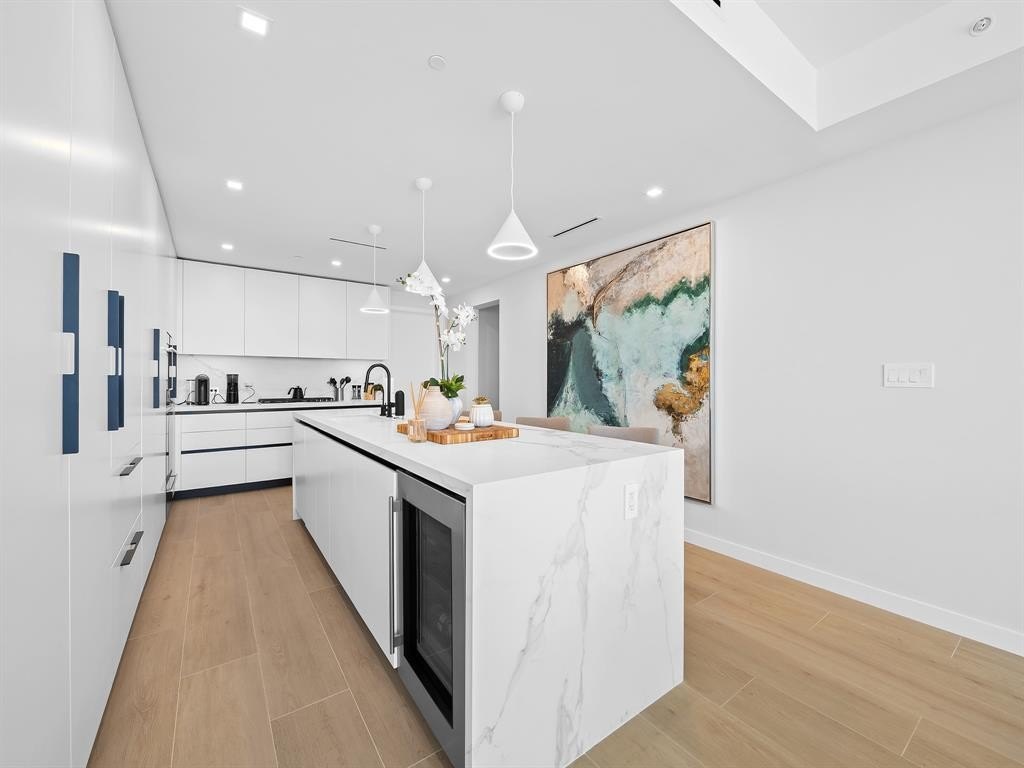 Pompano Beach, Florida, 33062, United States, 4 Bedrooms Bedrooms, ,4.5 BathroomsBathrooms,Residential,Forsale,1951892