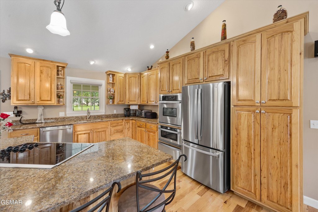 Sevierville, Tennessee, 37862, United States, 3 Bedrooms Bedrooms, ,2 BathroomsBathrooms,Residential,Forsale,1962011