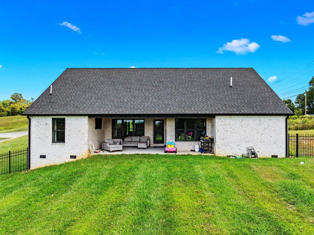 Jefferson City, Tennessee, 37760, United States, 3 Bedrooms Bedrooms, ,2.5 BathroomsBathrooms,Residential,Forsale,1962204