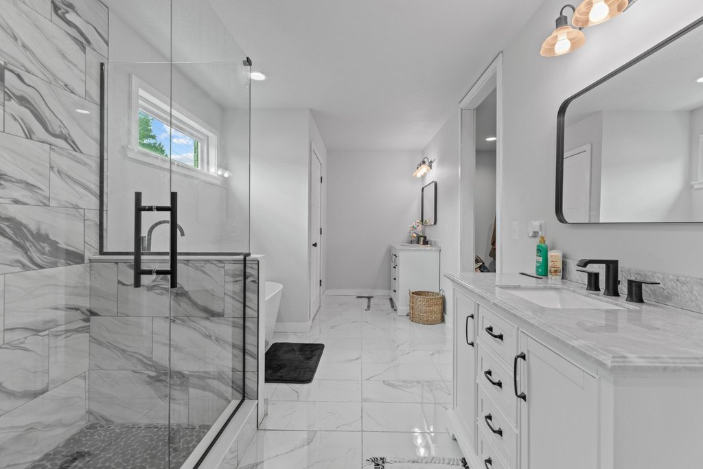 Jefferson City, Tennessee, 37760, United States, 3 Bedrooms Bedrooms, ,2.5 BathroomsBathrooms,Residential,Forsale,1962204