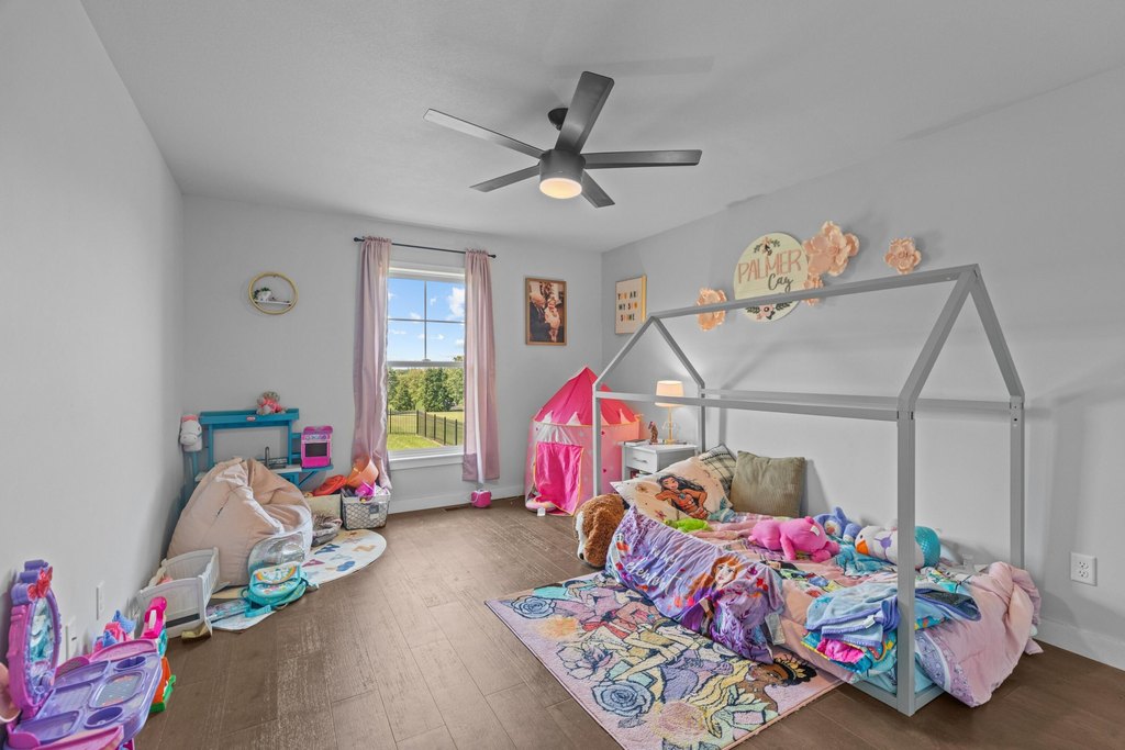 Jefferson City, Tennessee, 37760, United States, 3 Bedrooms Bedrooms, ,2.5 BathroomsBathrooms,Residential,Forsale,1962204