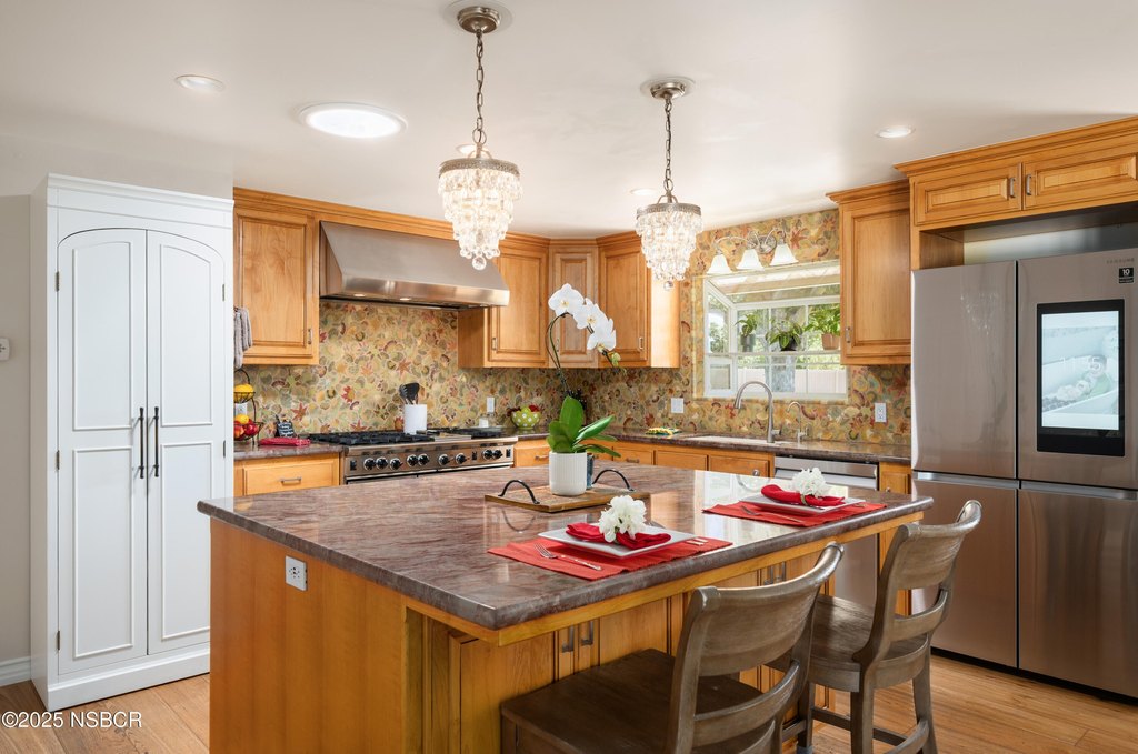 Solvang, California, 93463, United States, 2 Bedrooms Bedrooms, ,2 BathroomsBathrooms,Residential,Forsale,1963624