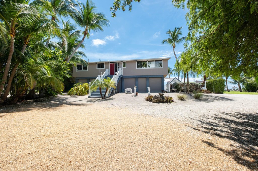 Upper Matecumbe Key Islamorada, Florida, 33036, United States, 3 Bedrooms Bedrooms, ,3 BathroomsBathrooms,Residential,Forsale,2004336