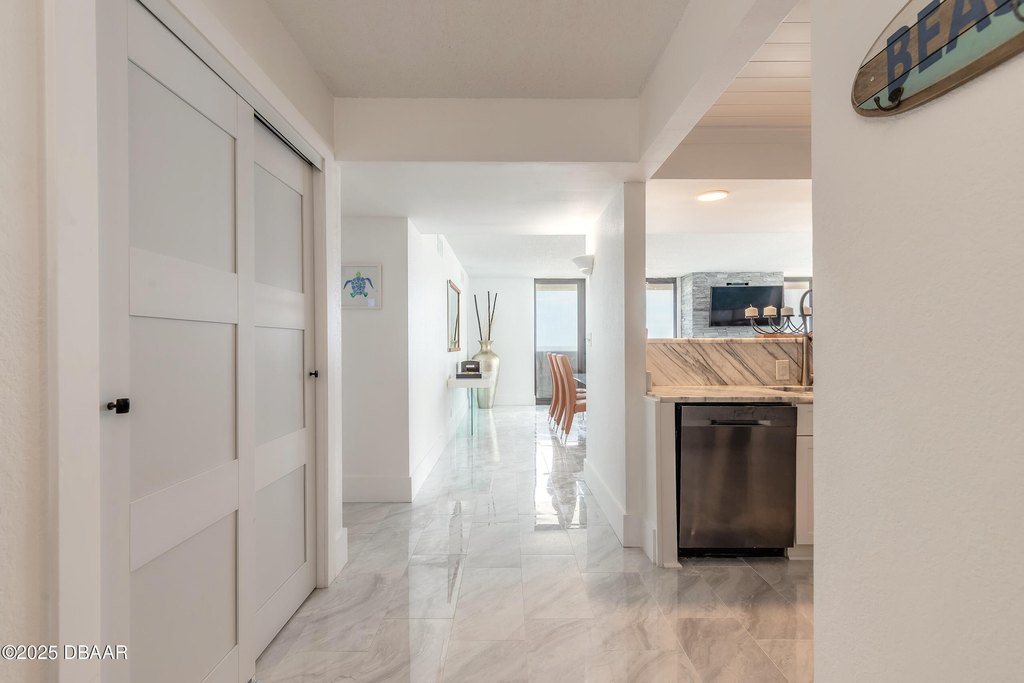 Daytona Beach, Florida, 32118, United States, 3 Bedrooms Bedrooms, ,2 BathroomsBathrooms,Residential,Forsale,1964572