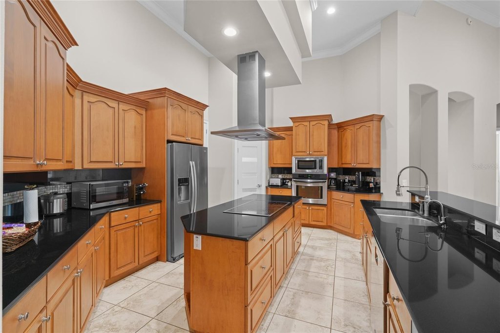 OCALA, Florida, 34480, United States, 5 Bedrooms Bedrooms, ,5.5 BathroomsBathrooms,Residential,Forsale,2009503