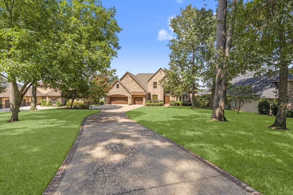 Montgomery, Texas, 77356, United States, 4 Bedrooms Bedrooms, ,4.5 BathroomsBathrooms,Residential,Forsale,1962013