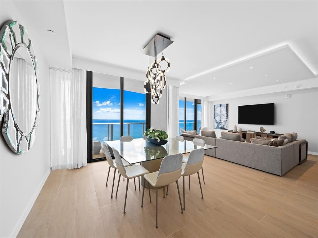 Pompano Beach, Florida, 33062, United States, 4 Bedrooms Bedrooms, ,4.5 BathroomsBathrooms,Residential,Forsale,1951892