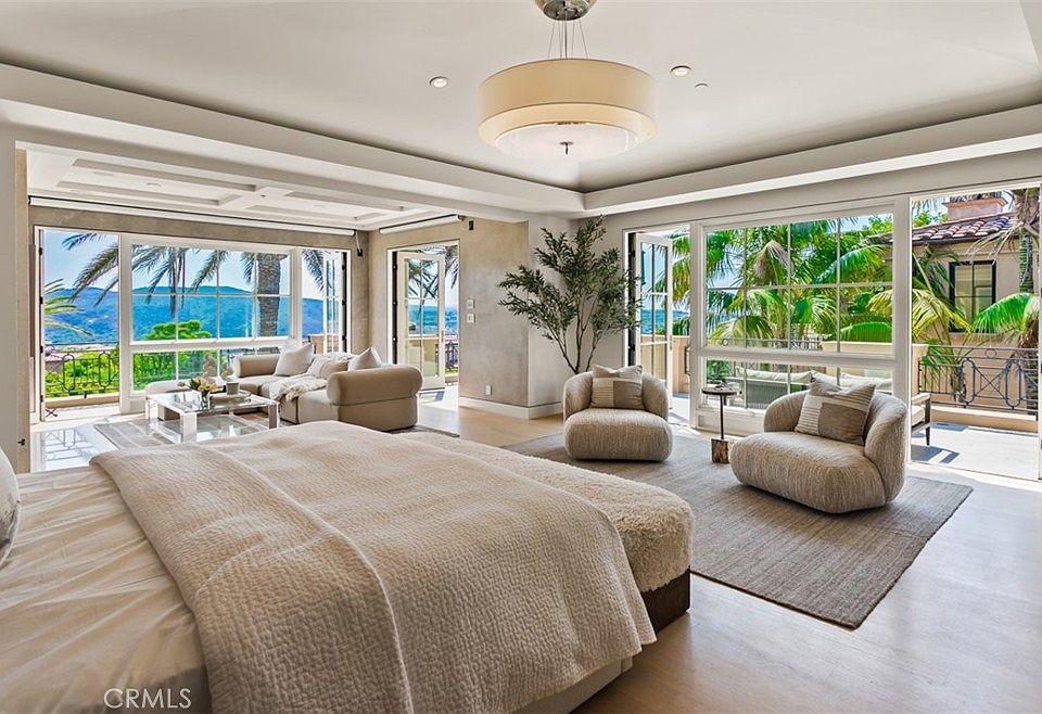 Newport Beach, California, 92657, United States, 6 Bedrooms Bedrooms, ,9 BathroomsBathrooms,Residential,Forsale,1954382