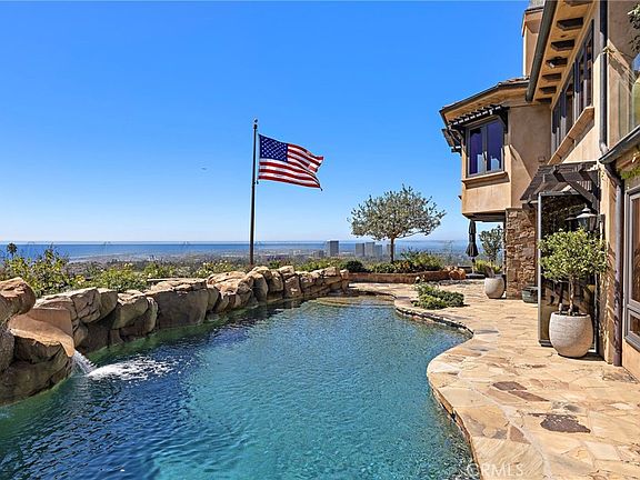 Corona Del Mar, California, 92625, United States, 5 Bedrooms Bedrooms, ,6 BathroomsBathrooms,Residential,Forsale,1954383