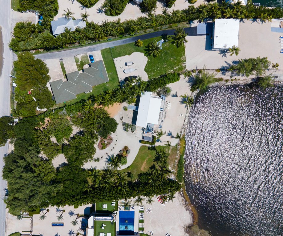 Upper Matecumbe Key Islamorada, Florida, 33036, United States, 3 Bedrooms Bedrooms, ,3 BathroomsBathrooms,Residential,Forsale,2004336