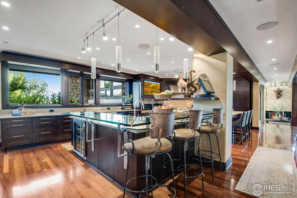 Evergreen, Colorado, 80439, United States, 6 Bedrooms Bedrooms, ,6.5 BathroomsBathrooms,Residential,Forsale,1967232