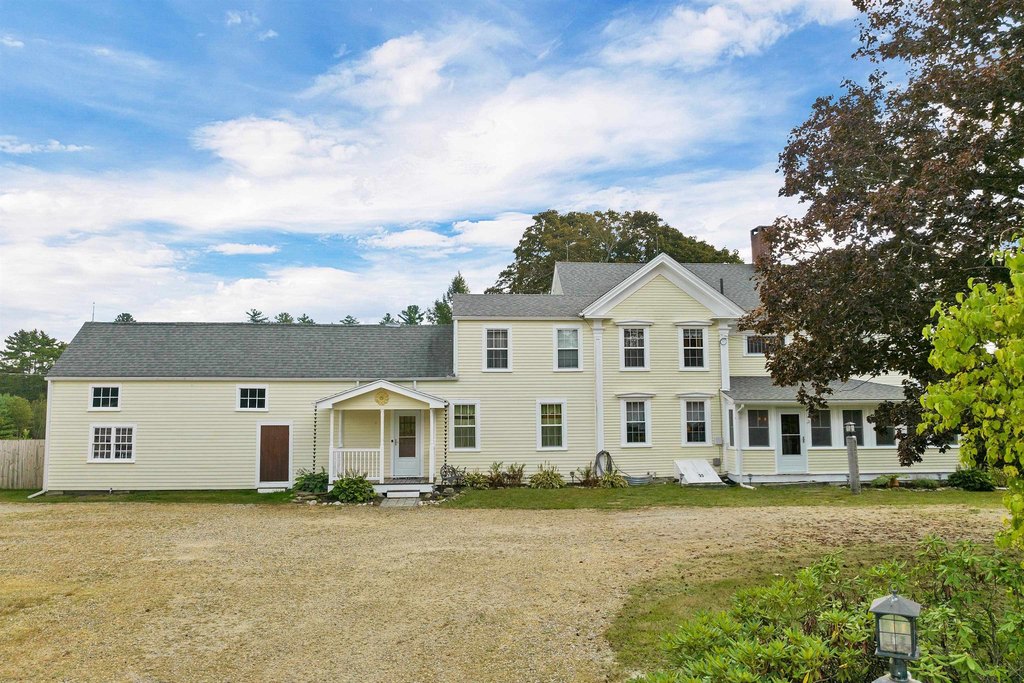 Brookfield, New Hampshire, 03872, United States, 4 Bedrooms Bedrooms, ,2.5 BathroomsBathrooms,Residential,Forsale,1952918