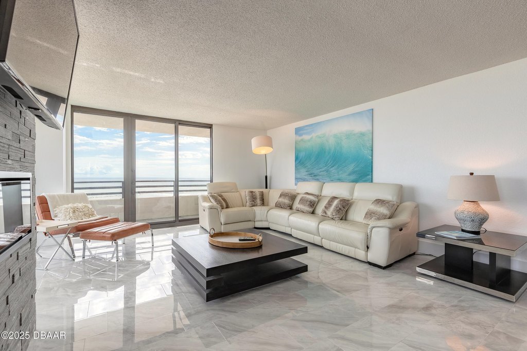 Daytona Beach, Florida, 32118, United States, 3 Bedrooms Bedrooms, ,2 BathroomsBathrooms,Residential,Forsale,1964572