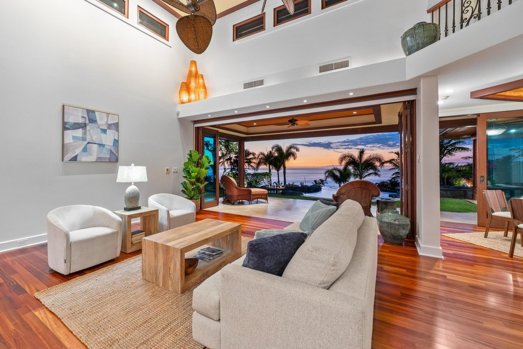 Kailua-Kona, Hawaii, 96740, United States, 4 Bedrooms Bedrooms, ,4.5 BathroomsBathrooms,Residential,Forsale,1953861