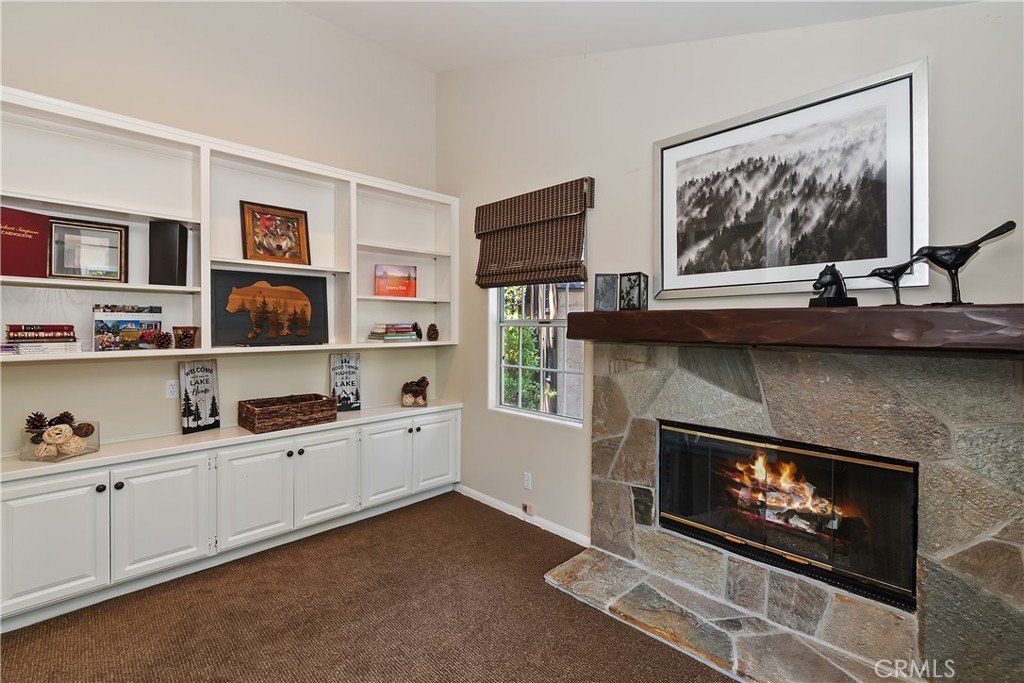 Lake Arrowhead, California, 92352, United States, 3 Bedrooms Bedrooms, ,2.5 BathroomsBathrooms,Residential,Forsale,1953293