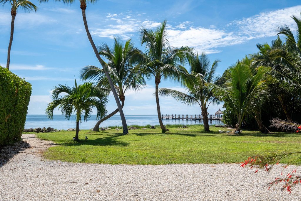 Upper Matecumbe Key Islamorada, Florida, 33036, United States, 3 Bedrooms Bedrooms, ,3 BathroomsBathrooms,Residential,Forsale,2004336