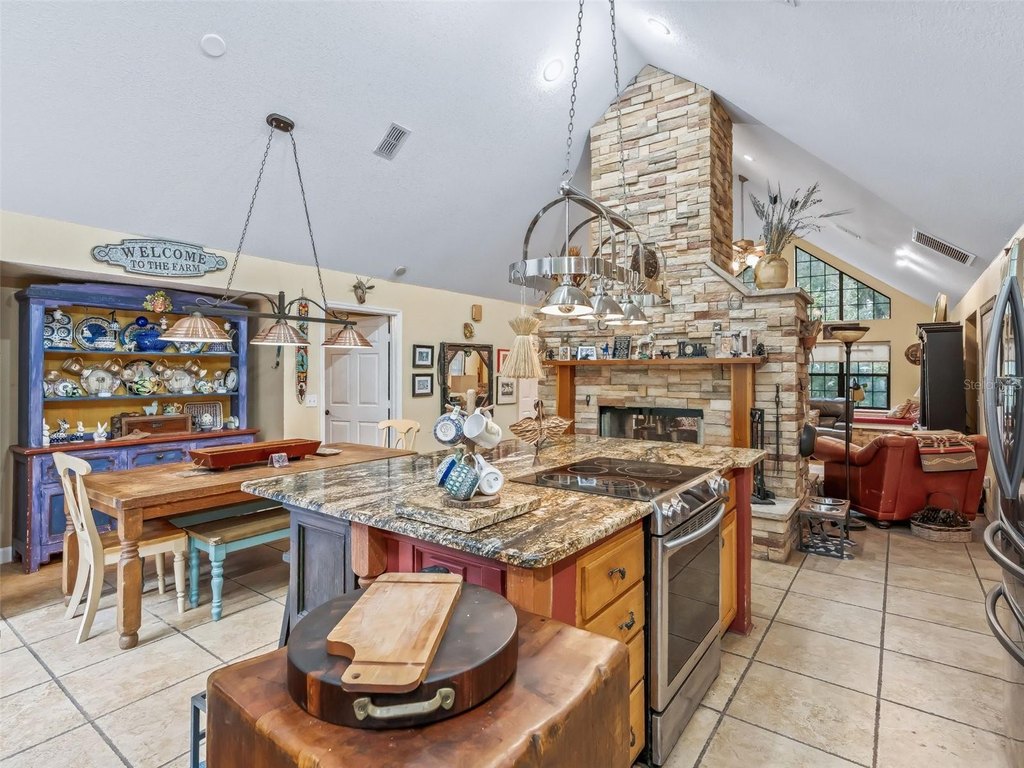 OCALA, Florida, 34482, United States, 3 Bedrooms Bedrooms, ,2 BathroomsBathrooms,Residential,Forsale,2009509