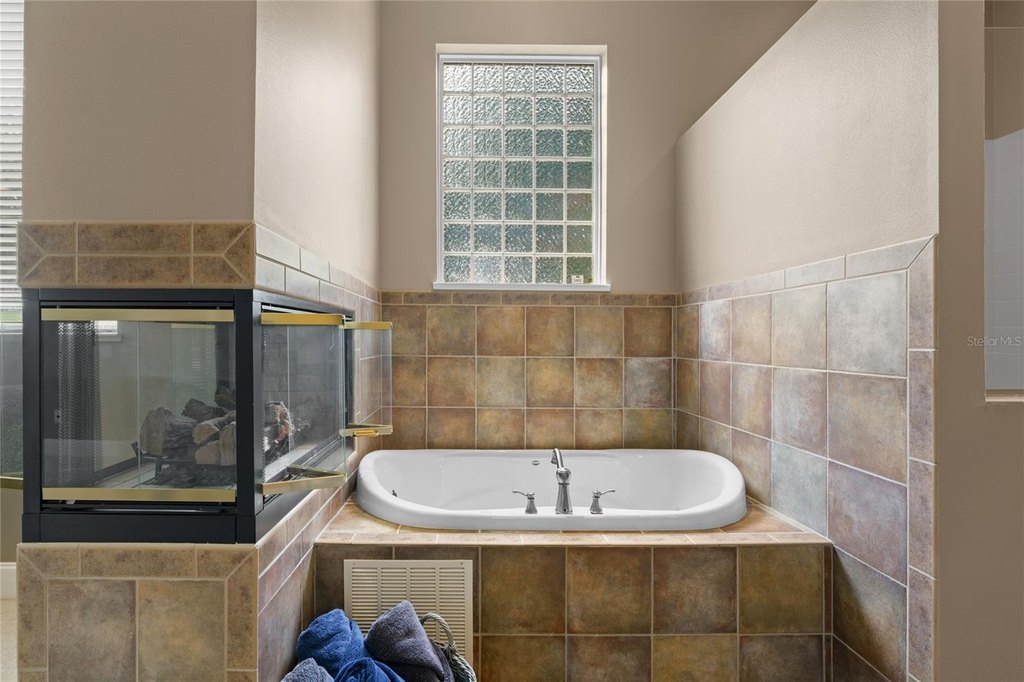 OCALA, Florida, 34480, United States, 5 Bedrooms Bedrooms, ,5.5 BathroomsBathrooms,Residential,Forsale,2009503