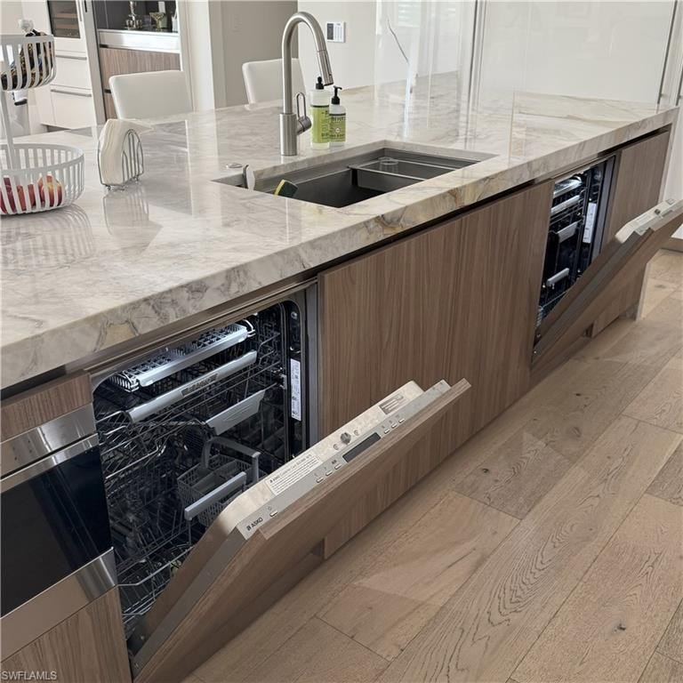 NAPLES, Florida, 34103, United States, 5 Bedrooms Bedrooms, ,5.5 BathroomsBathrooms,Residential,Forsale,1913832