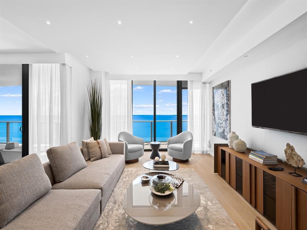 Pompano Beach, Florida, 33062, United States, 4 Bedrooms Bedrooms, ,4.5 BathroomsBathrooms,Residential,Forsale,1951892