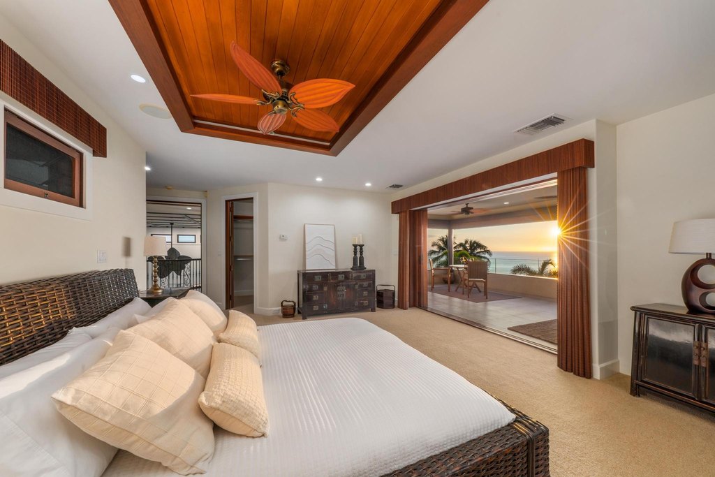 Kailua-Kona, Hawaii, 96740, United States, 4 Bedrooms Bedrooms, ,4.5 BathroomsBathrooms,Residential,Forsale,1953861