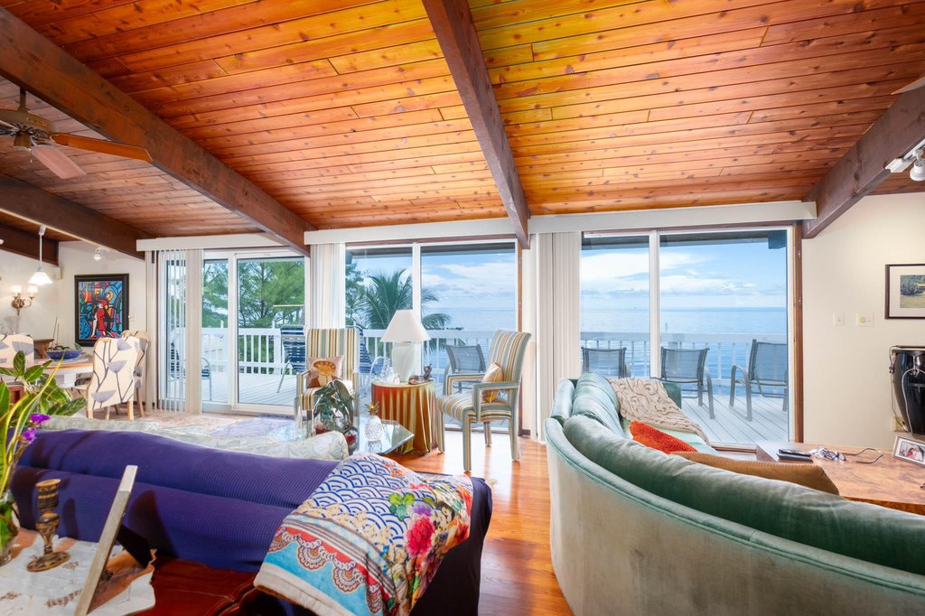 Upper Matecumbe Key Islamorada, Florida, 33036, United States, 3 Bedrooms Bedrooms, ,3 BathroomsBathrooms,Residential,Forsale,2004336