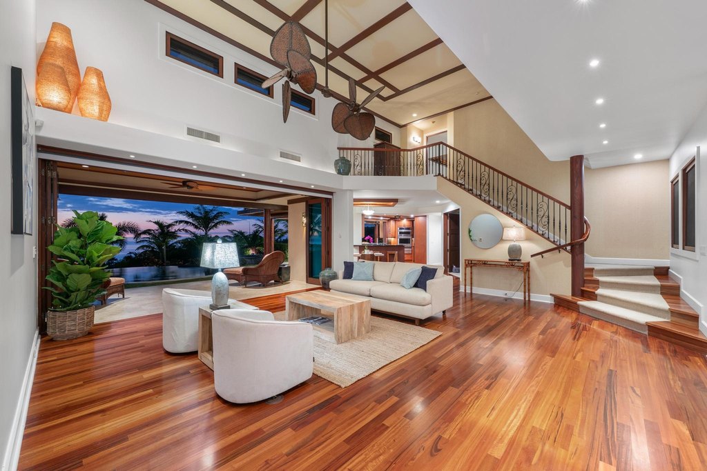 Kailua-Kona, Hawaii, 96740, United States, 4 Bedrooms Bedrooms, ,4.5 BathroomsBathrooms,Residential,Forsale,1953861