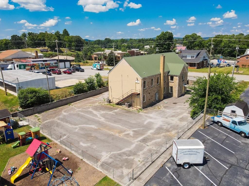 Sparta, Tennessee, 38583, United States, ,Residential,Forsale,1952678